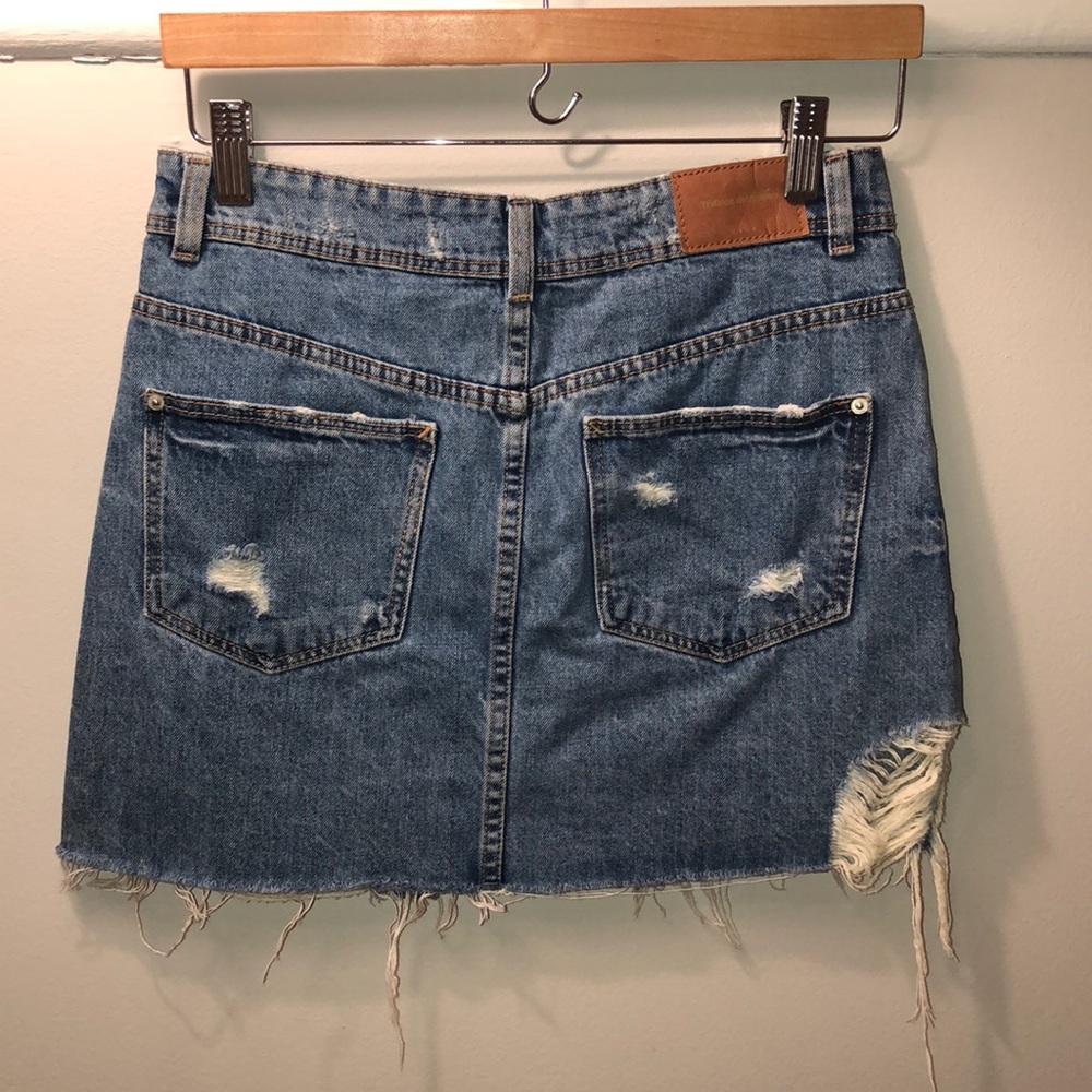 Zara Destroyed Denim Skirt - Picture 2 of 3